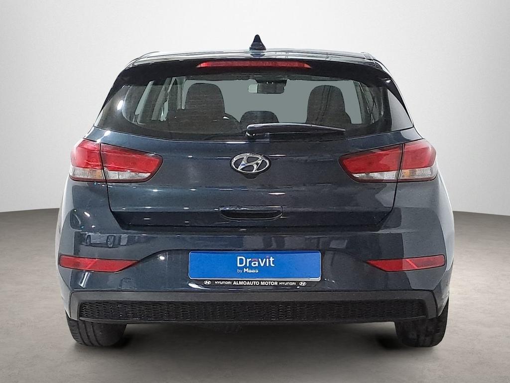 Hyundai i30 1.5 DPI Essence 6