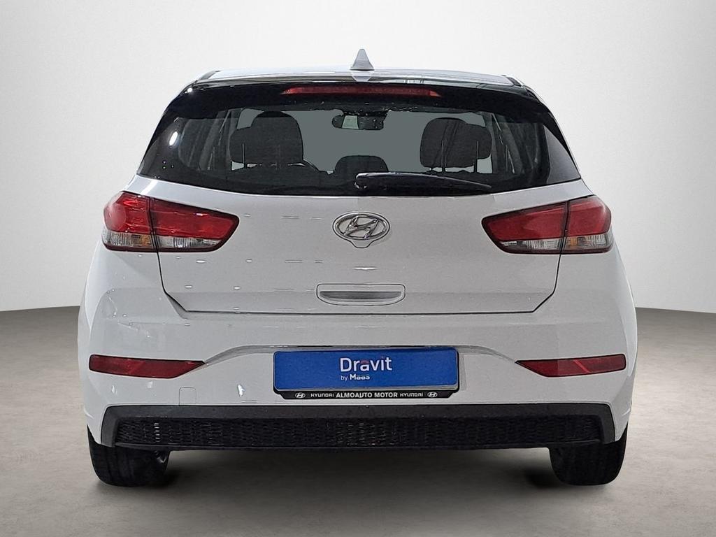 Hyundai i30 1.5 DPI Essence 6