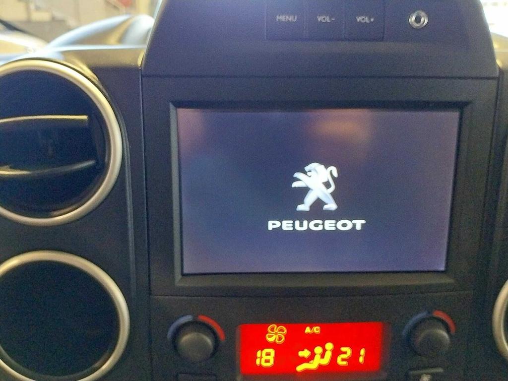 Peugeot Partner 1.6 BLUEHDI 120 OUTDOOR 5P 14