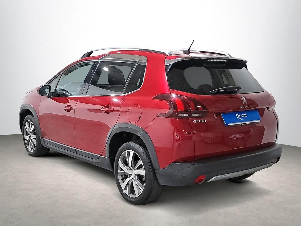 Peugeot 2008 Allure BlueHDi 100 S&S 2