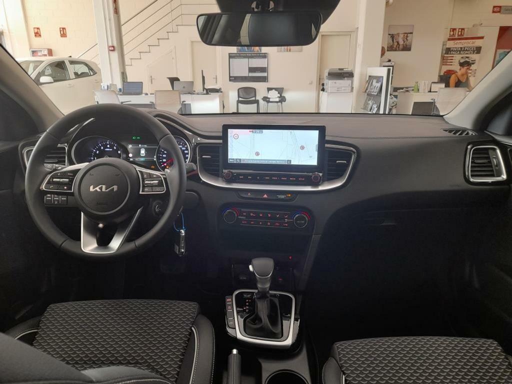 Kia Ceed 1.5 MHEV 103kW (140CV) Tech DCT 11