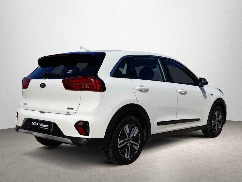 Kia Niro 1.6 GDi HEV 104kW (141CV) Concept 6