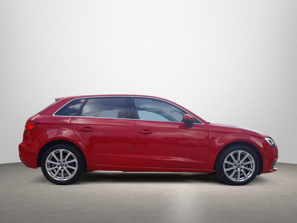 Audi A3 Sportback Design 35 TFSI 110kW (150CV) 3