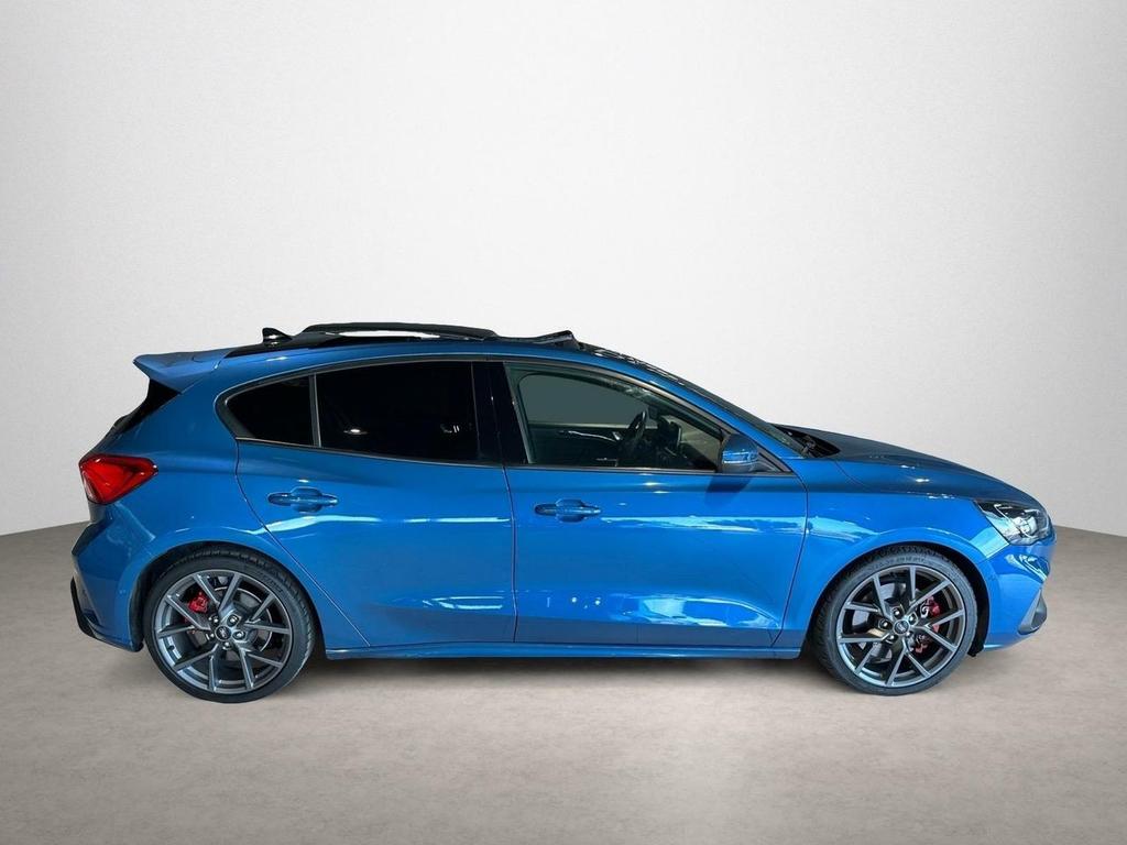 Ford Focus 2.3 Ecoboost 206kW ST 3 4