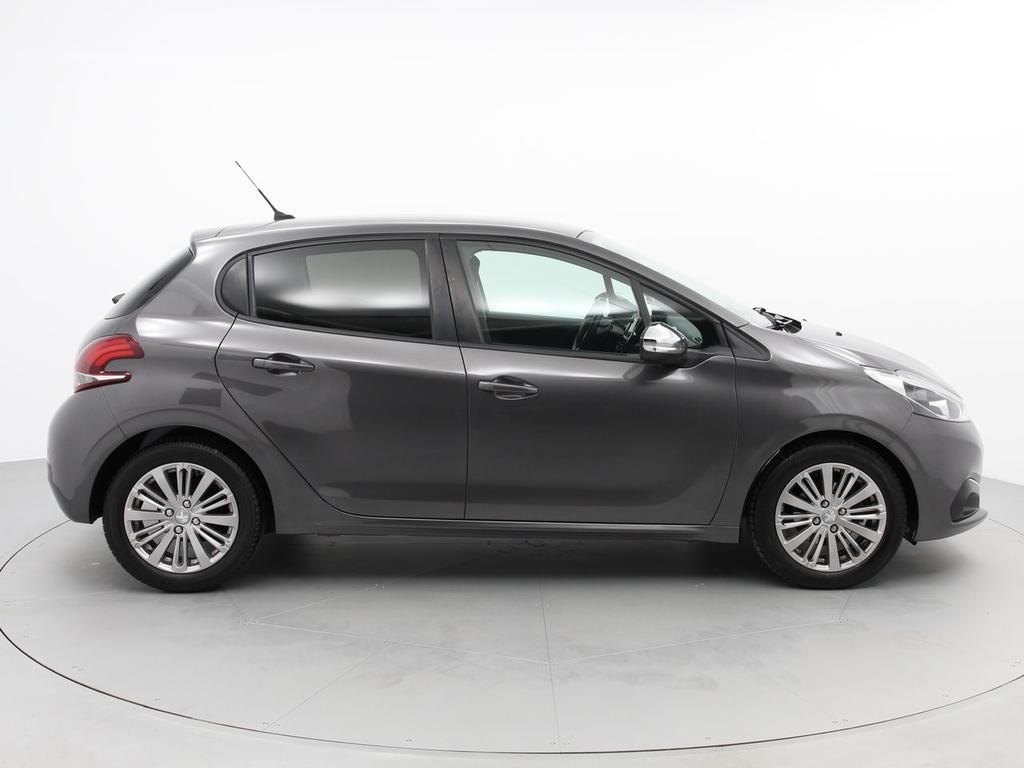 Peugeot 208 5P Signature 1.2L PureTech 60KW (82CV) 2