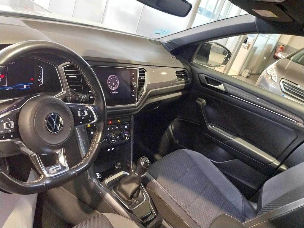 Volkswagen T-Roc Sport 2.0 TDI 110kW (150CV) 12