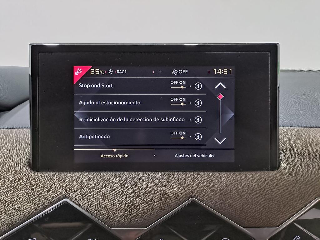 DS Automobiles DS 3 Crossback PureTech 73 kW Manual SO CHIC 23