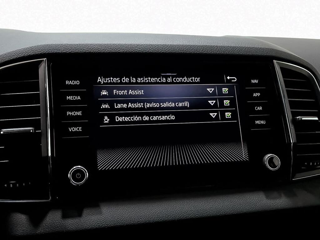 Skoda Karoq 1.5 TSI 110kW (150CV) ACT Ambition 23