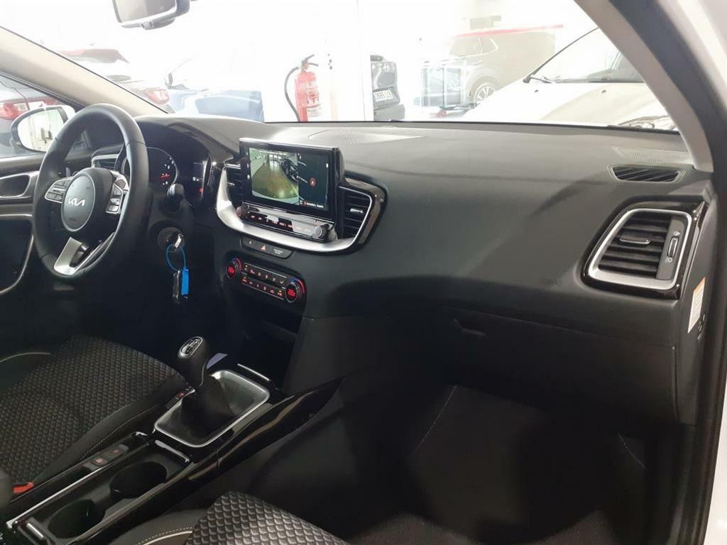 Kia XCeed 1.0 T-GDi Tech 88kW (120CV) 10