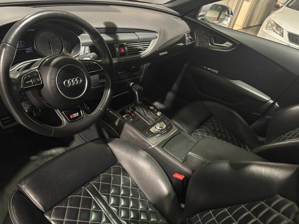 Audi A7 Sportback 4.0 TFSI 450CV quat S tron S7 25