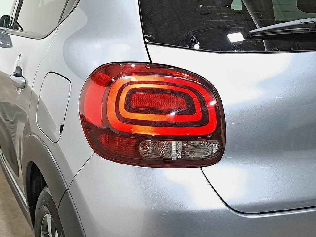 Citroën C3 PureTech 60KW (83CV) Shine 33