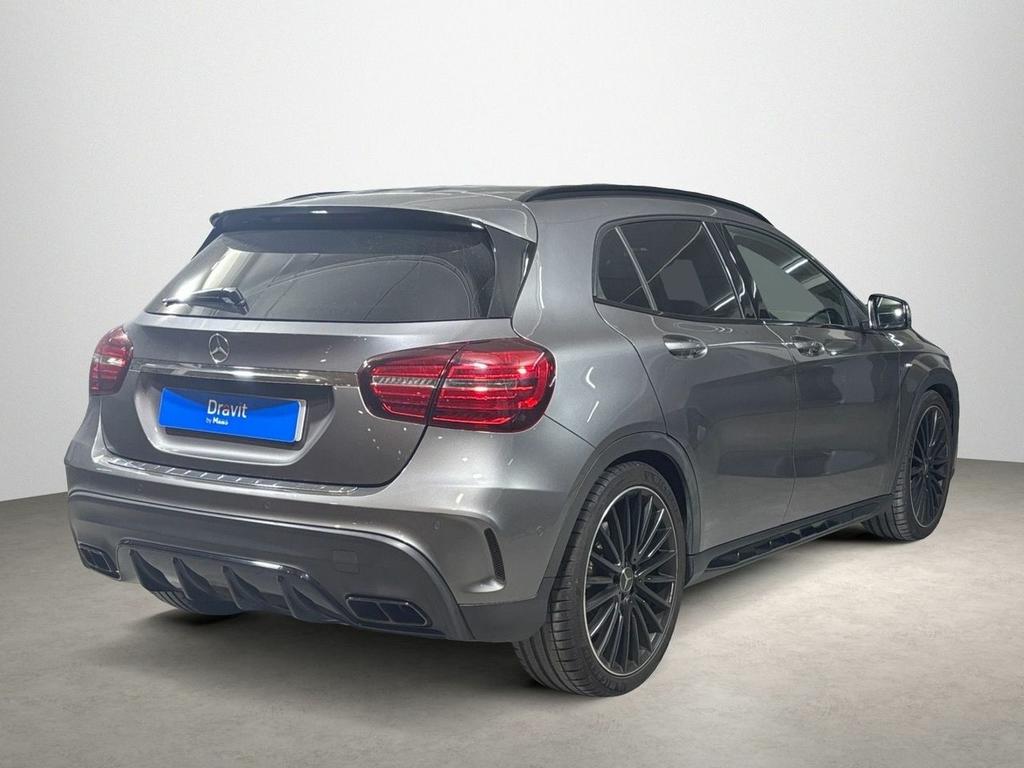 Mercedes GLA Mercedes-AMG GLA 45 4MATIC 3