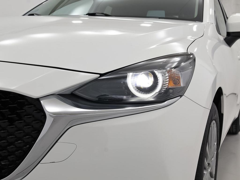 Mazda 2 e-SKYACTIV G 1.5 66kW (90CV) MT Zenith 32