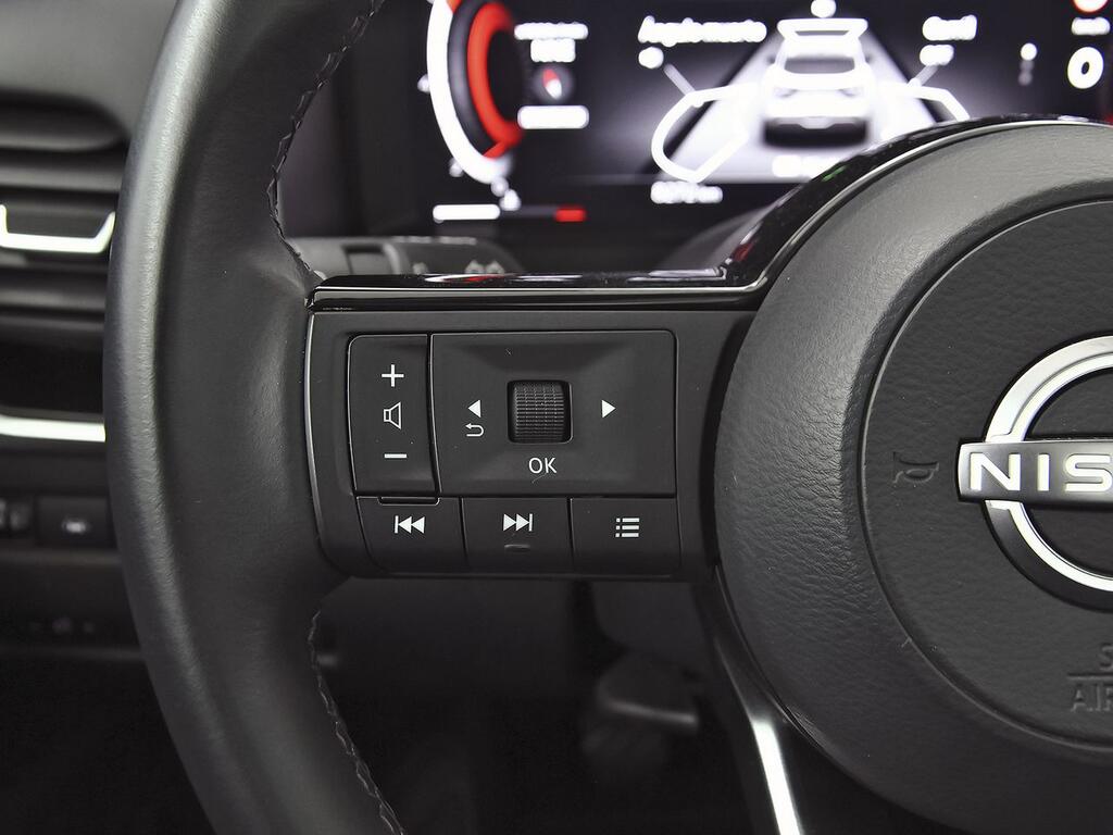 Nissan Qashqai DIG-T 103kW N-Connecta 30