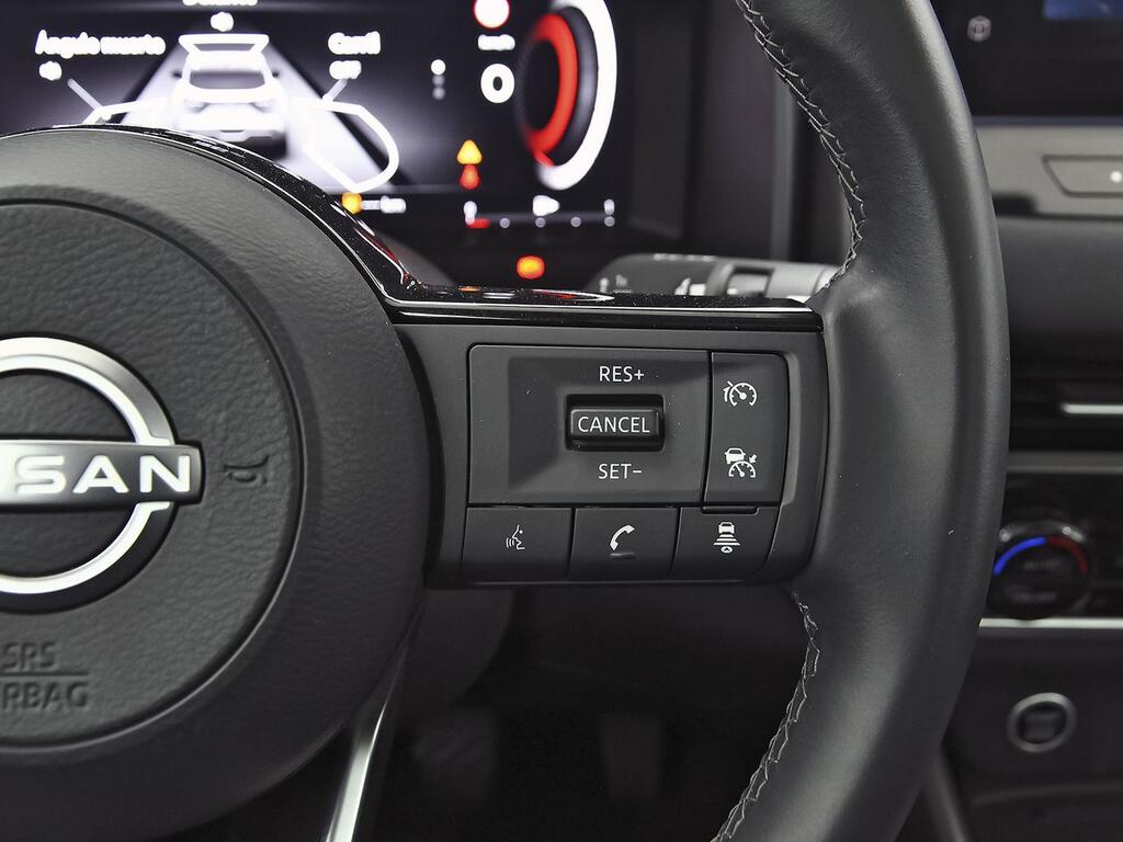 Nissan Qashqai DIG-T 103kW N-Connecta 31