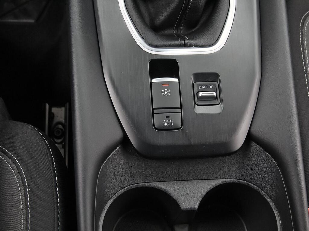 Nissan Qashqai DIG-T 103kW N-Connecta 26
