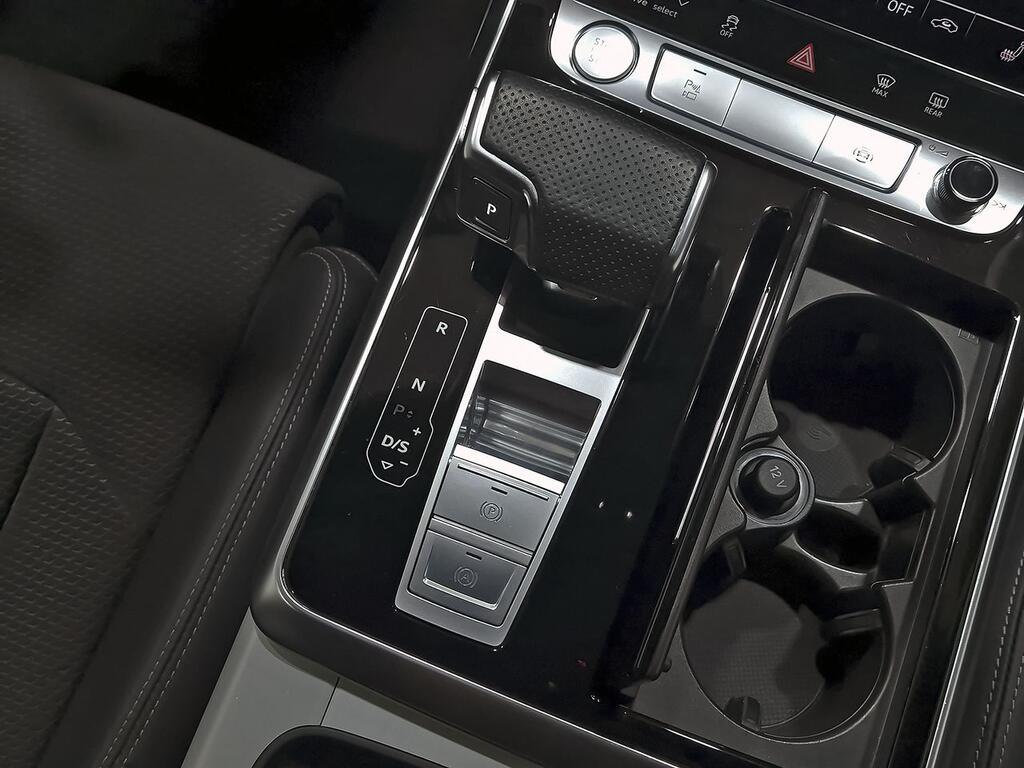 Audi Q8 45 TDI 170kW Black L quattro tiptronic 32