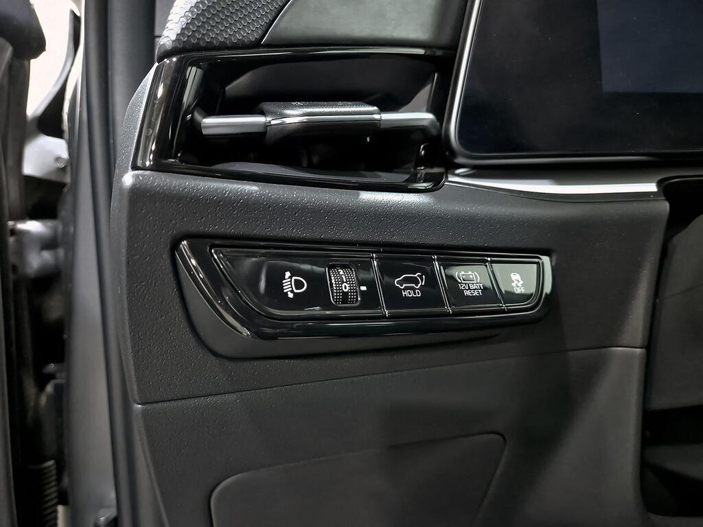 Kia Niro 1.6 GDi PHEV 104kW (141CV) Emotion 12