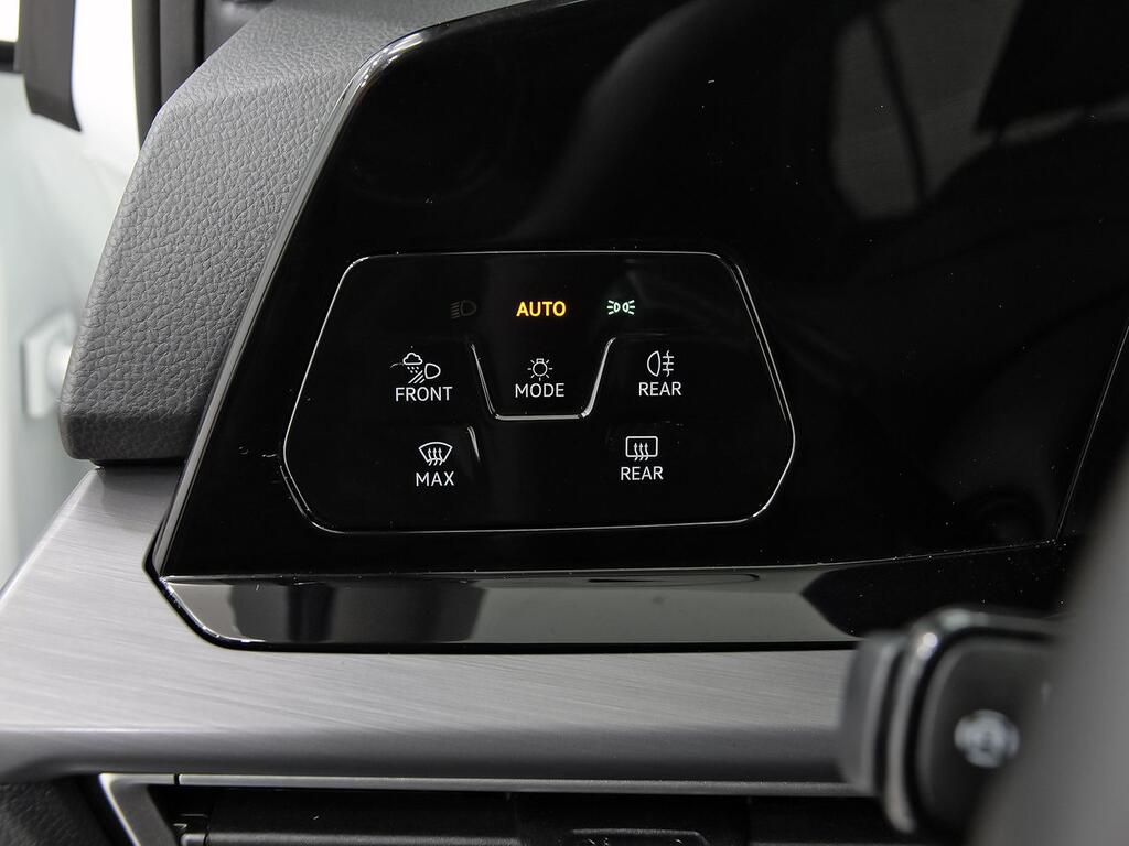 Volkswagen Golf eHybrid 1.4 TSI 150kW (204CV) DSG 13