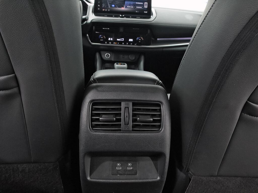 Nissan Qashqai DIG-T 116kW Xtronic N-Connecta 34