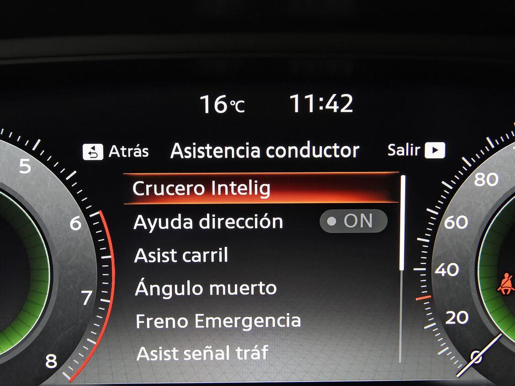 Nissan Qashqai DIG-T 116kW Xtronic N-Connecta 29