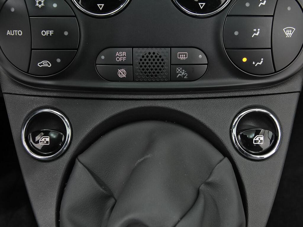 Fiat 500 Lounge 1.0 6v GSE 52KW (70 CV) 23