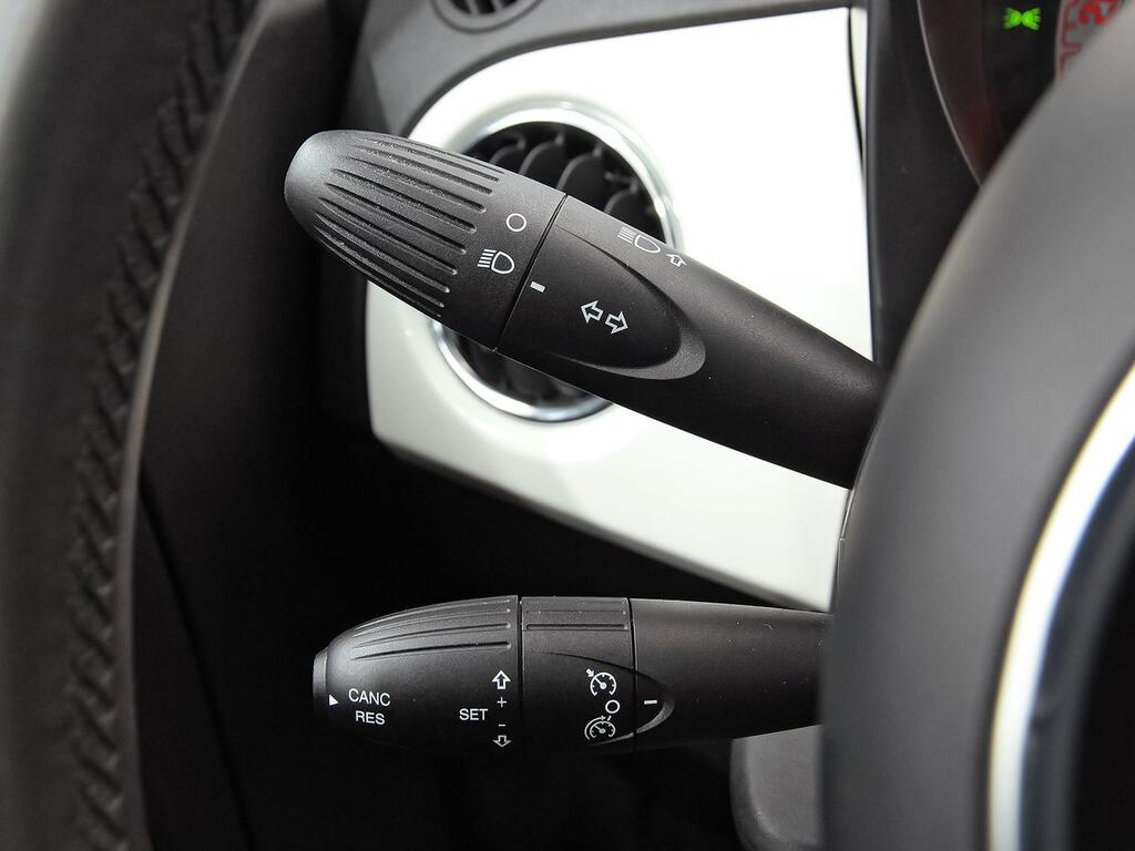 Fiat 500 Lounge 1.0 6v GSE 52KW (70 CV) 15