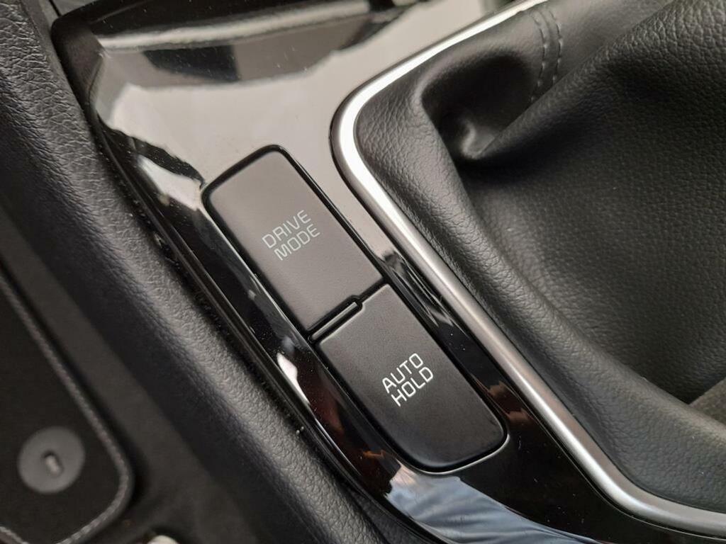 Kia Sportage 1.6 T-GDi 118kW (160CV) Drive 17″ 24