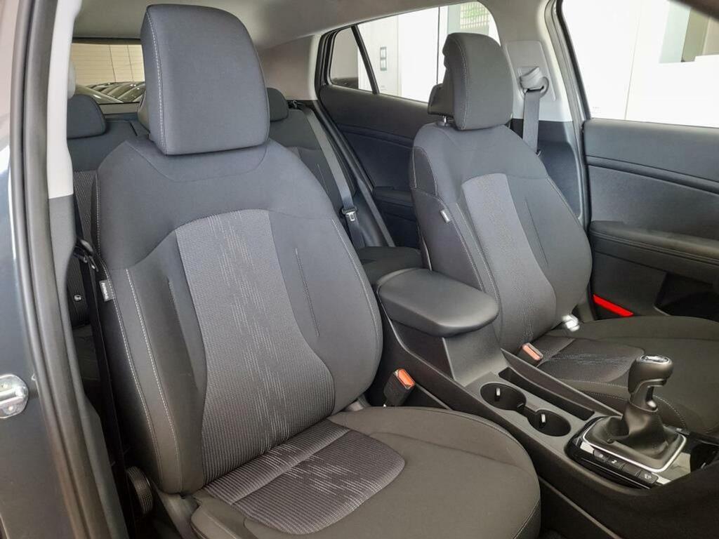 Kia Sportage 1.6 T-GDi 118kW (160CV) Drive 17″ 9