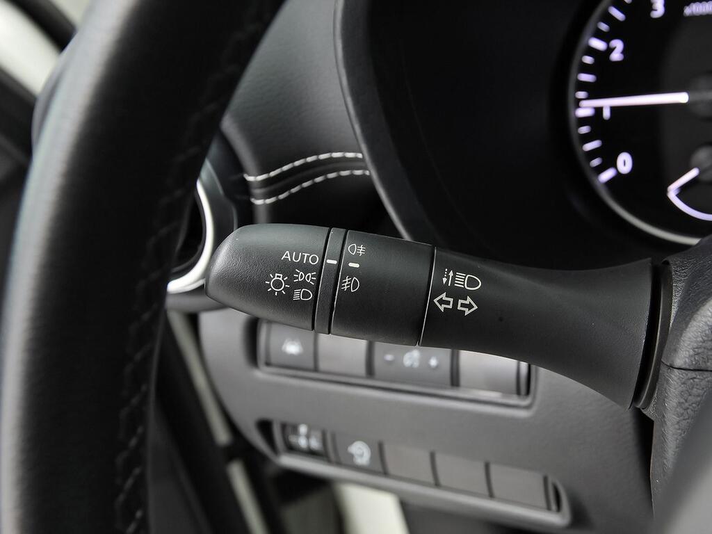 Nissan Juke DIG-T 84 kW (114 CV) 6M/T N-Connecta 12