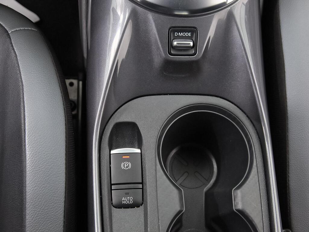 Nissan Juke DIG-T 84 kW (114 CV) 6M/T N-Connecta 17