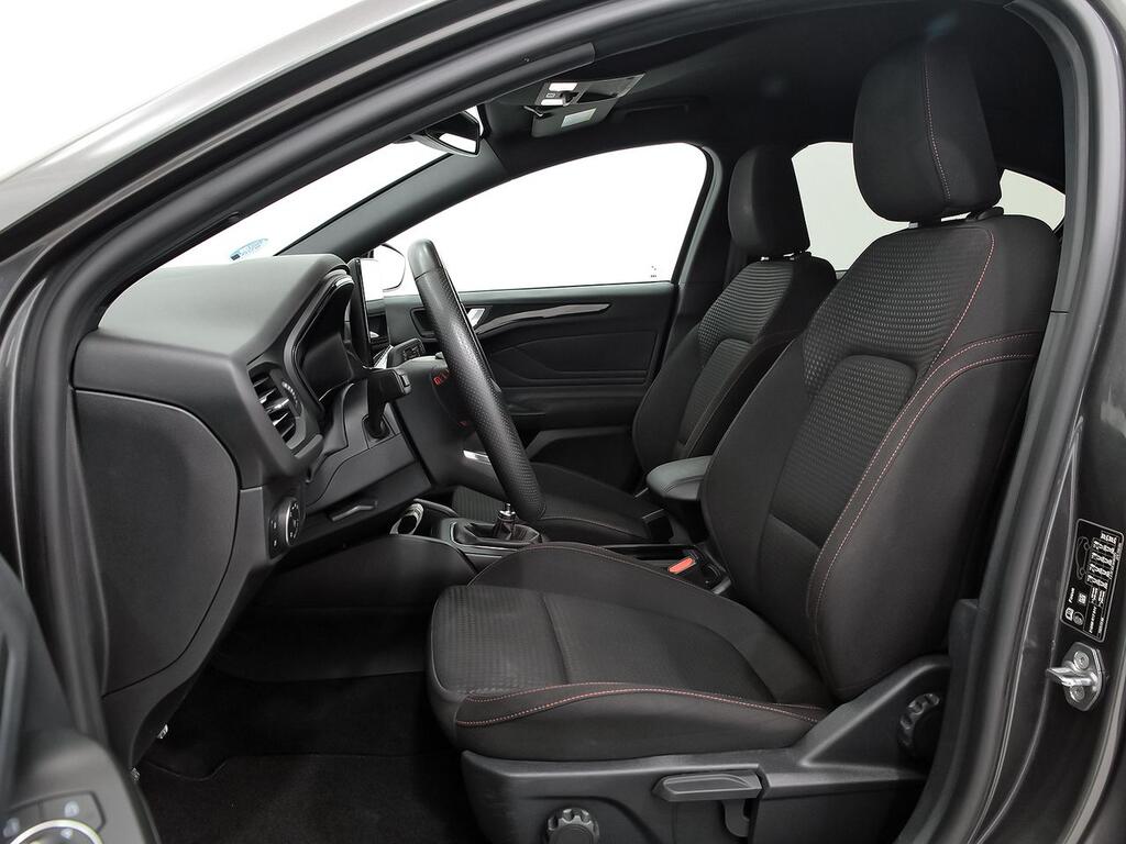 Ford Focus 1.0 Ecoboost MHEV 114kW ST-Line 8