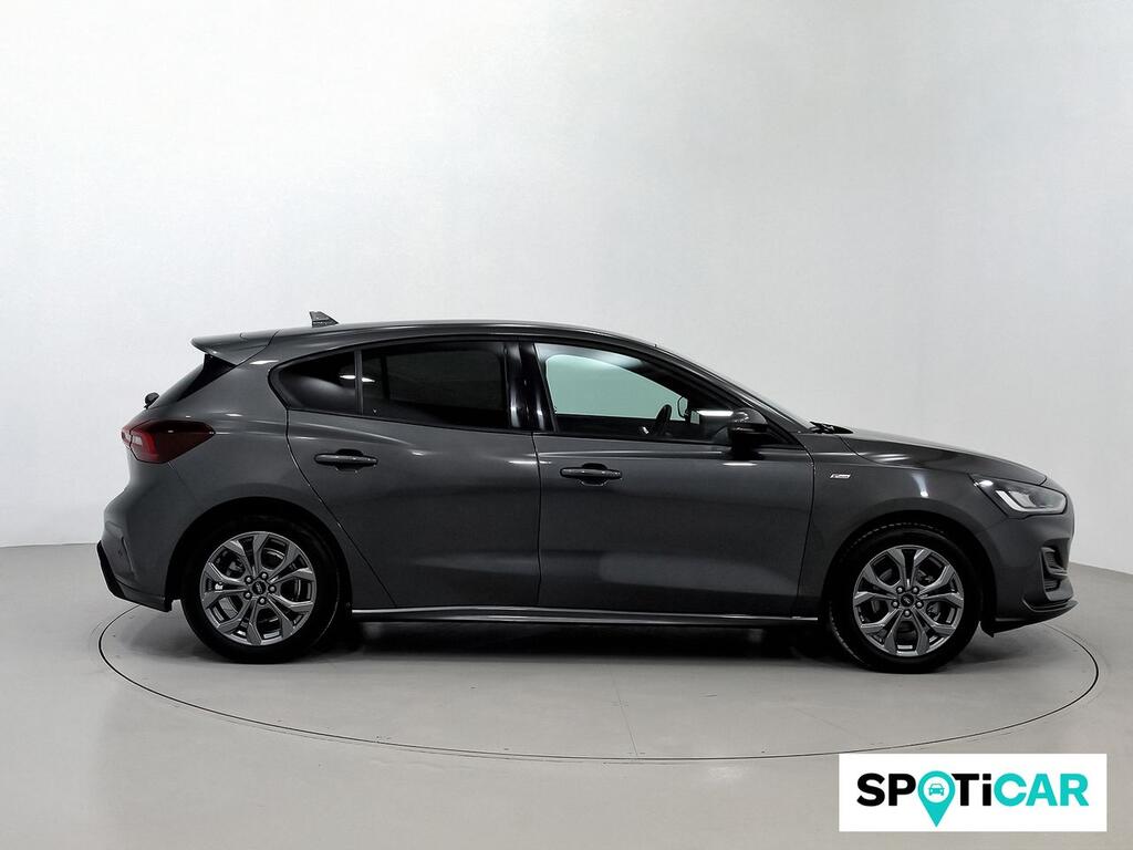 Ford Focus 1.0 Ecoboost MHEV 114kW ST-Line 3