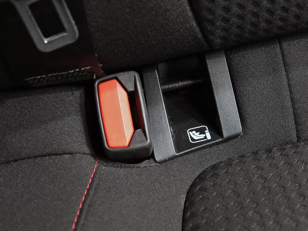 Ford Focus 1.0 Ecoboost MHEV 114kW ST-Line 31