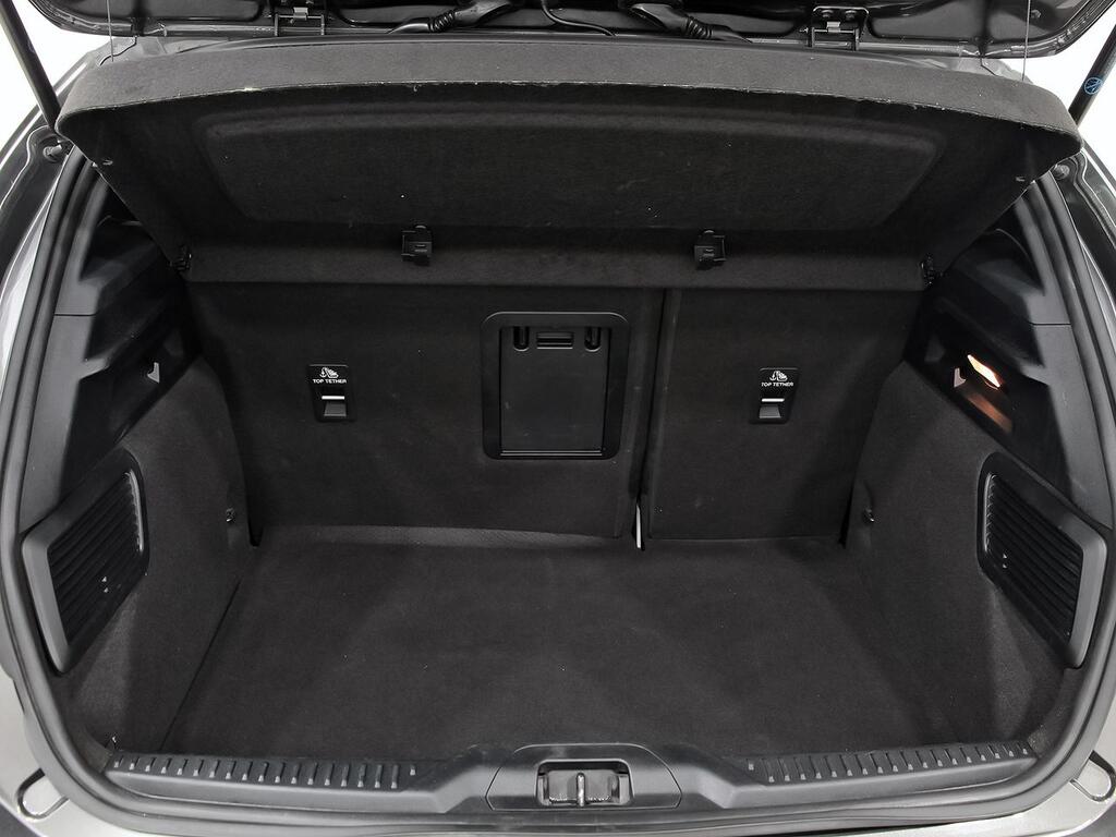 Ford Focus 1.0 Ecoboost MHEV 114kW ST-Line 10