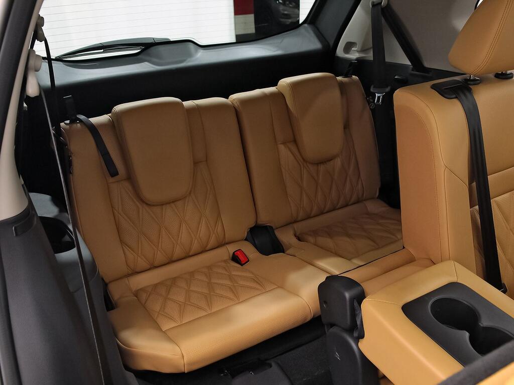 Nissan X-Trail 7pl 1.5 e-4ORCE 158kW 4x4 A/T Tekna+ 9