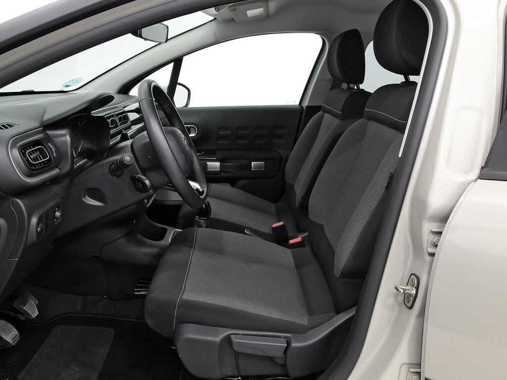Citroën C3 PureTech 60KW (83CV) Shine 8
