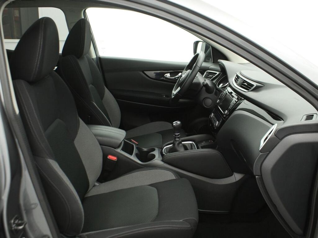 Nissan Qashqai DIG-T 103 kW (140 CV) E6D N-CONNECTA 8