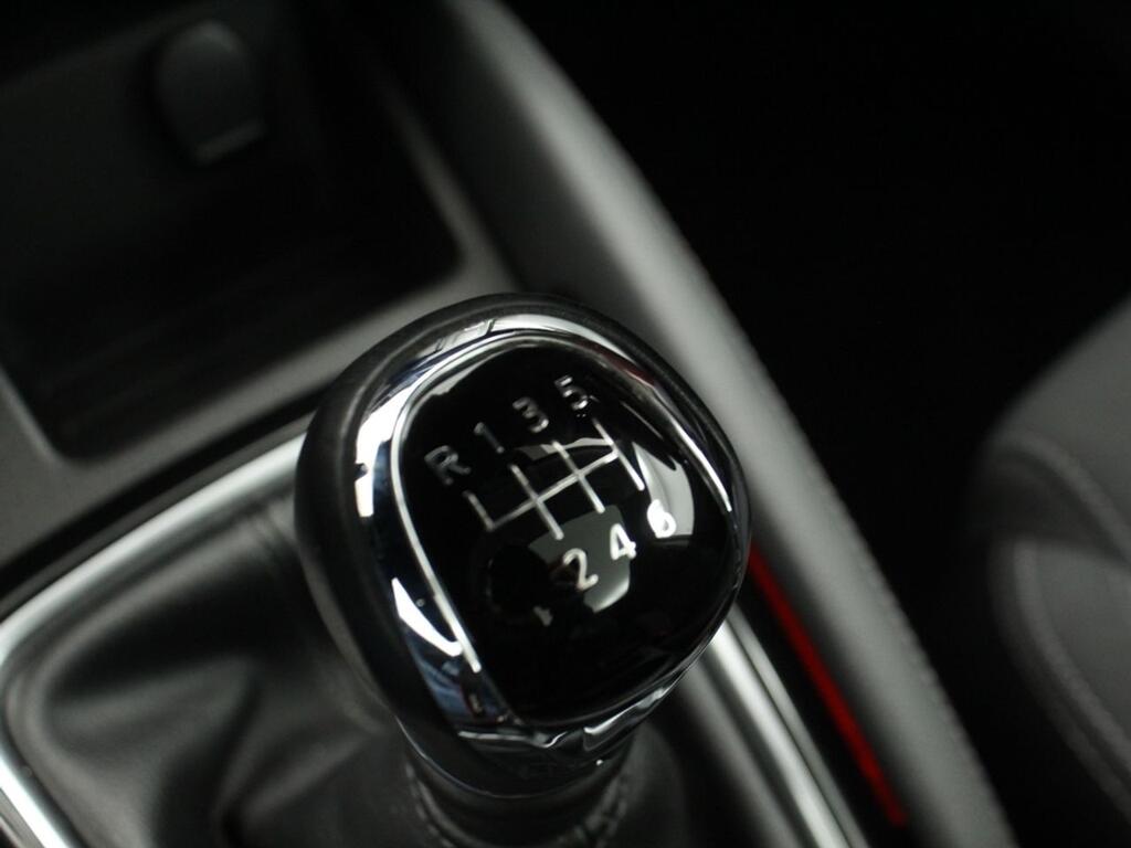 Nissan Qashqai DIG-T 103 kW (140 CV) E6D N-CONNECTA 15