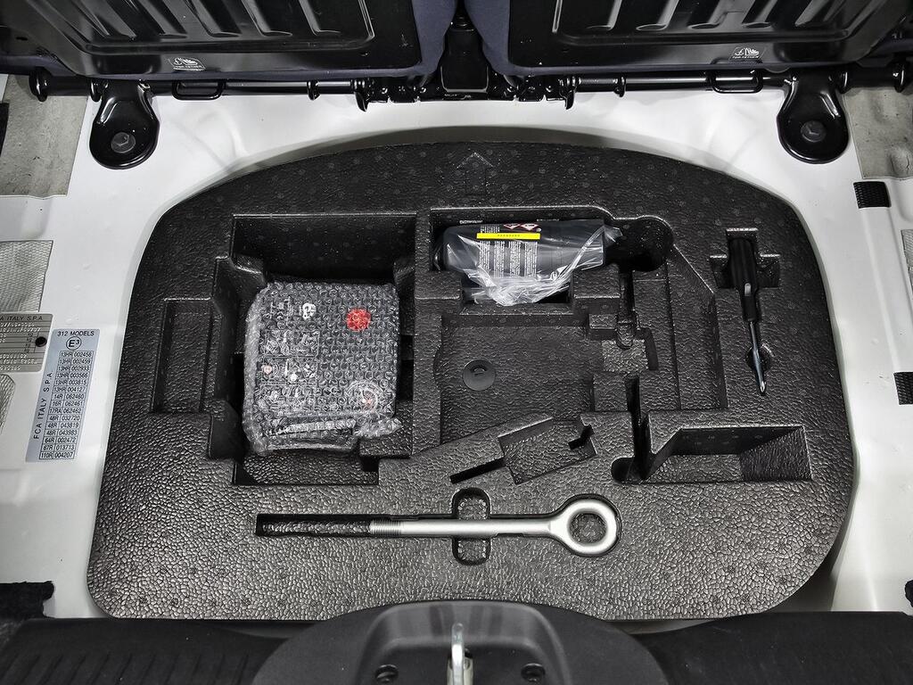Fiat 500 Cult 1.0 Hybrid 51KW (70 CV) 31