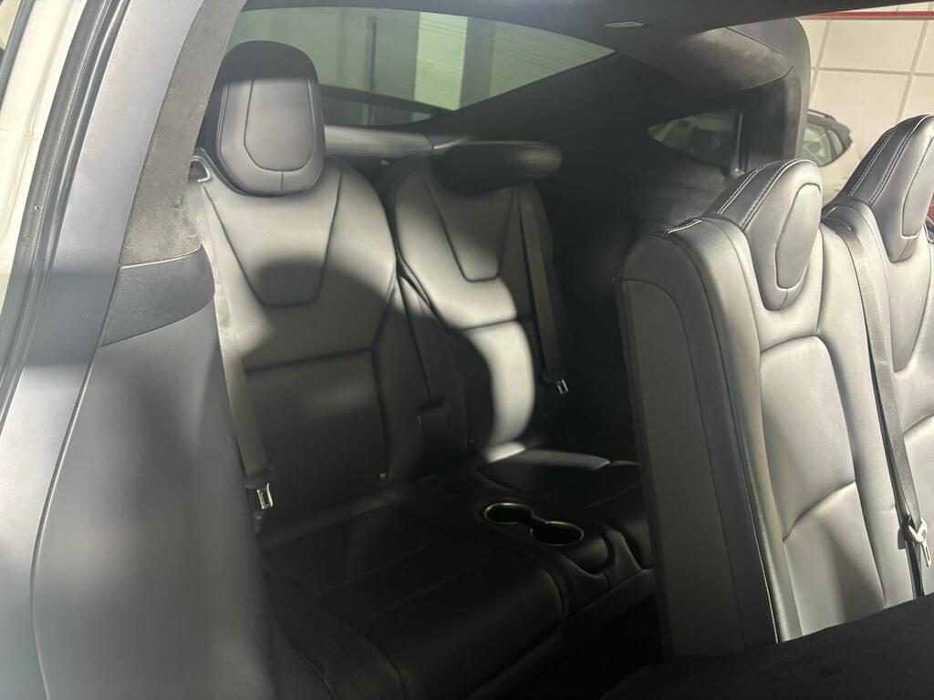 Tesla Model X 75D 4WD 19