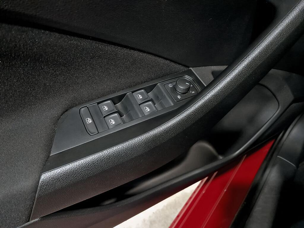 Skoda Kamiq 1.0 TSI 70kW (95CV) AMBITION 9