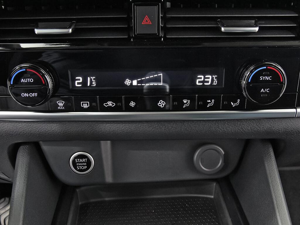 Nissan Qashqai DIG-T 103kW (140CV) mHEV 4x2 Acenta 26