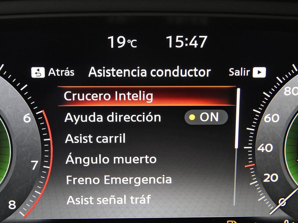 Nissan Qashqai DIG-T 103kW N-Connecta 27