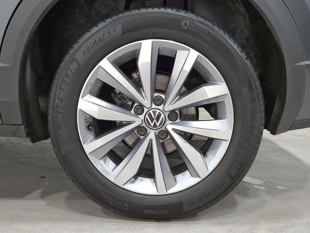 Volkswagen T-Roc Advance R-Line 1.0 TSI 81kW (110CV) 8