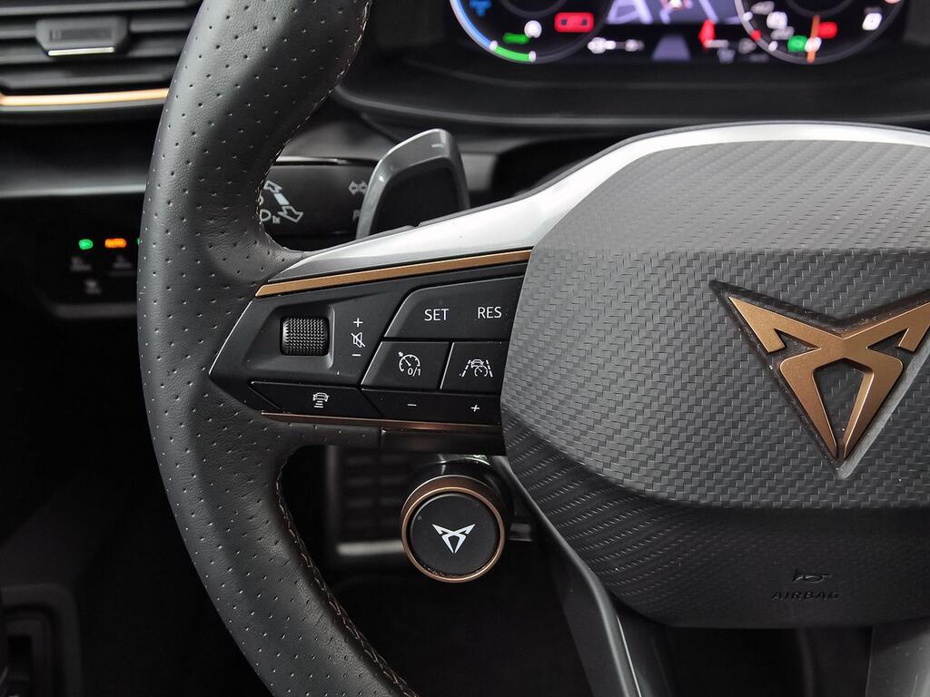 Cupra Formentor 1.4 e-Hybrid 180kW (245 CV) VZ DSG 16