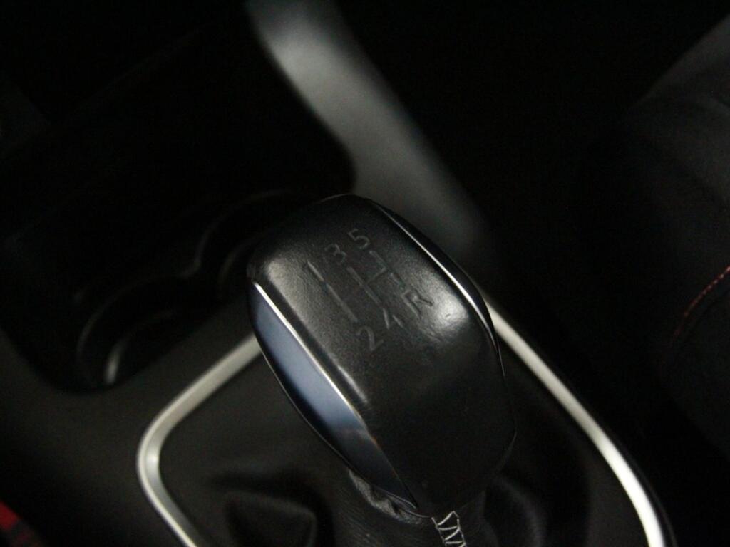 Citroën C3 PureTech 60KW (82CV) ELLE 20
