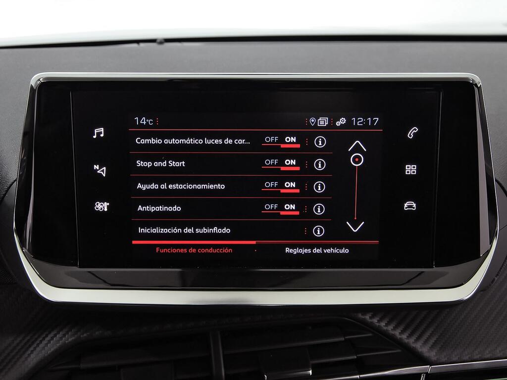 Peugeot 2008 GT Puretech 130 S&S EAT8 26