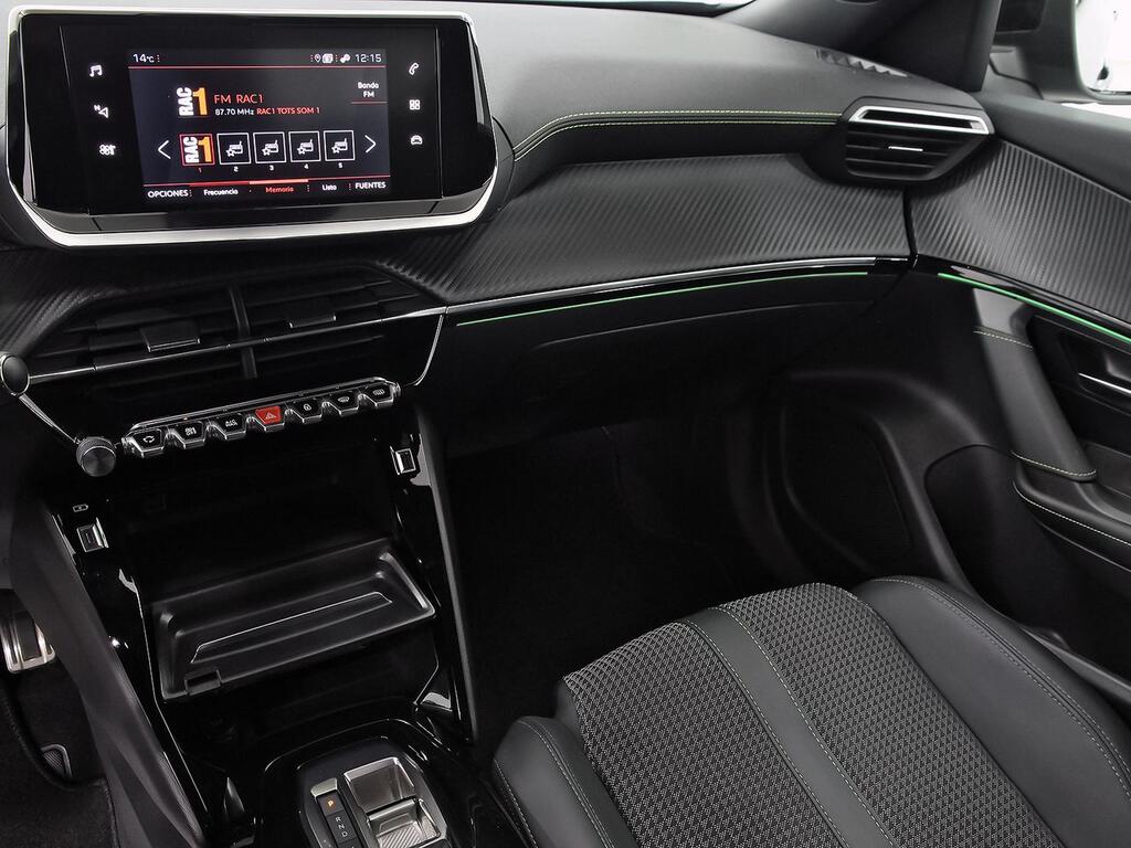 Peugeot 2008 GT Puretech 130 S&S EAT8 12