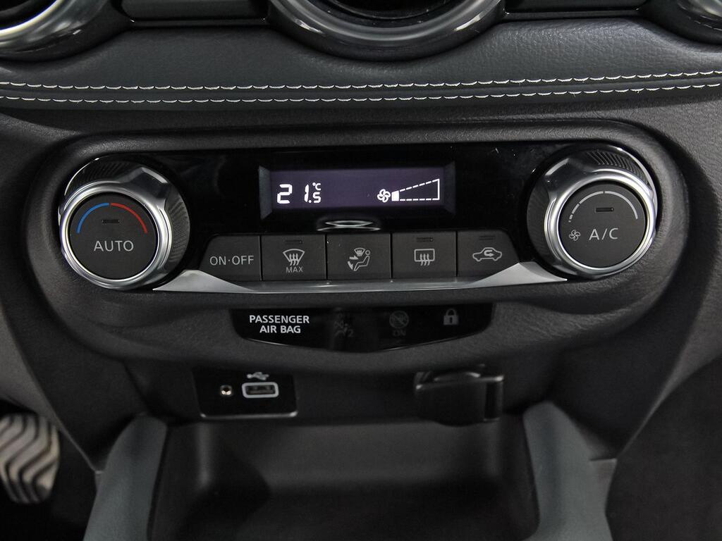 Nissan Juke DIG-T 84 kW (114 CV) 6M/T N-Connecta 26